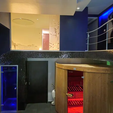 Christian'S Suites & Spa-3