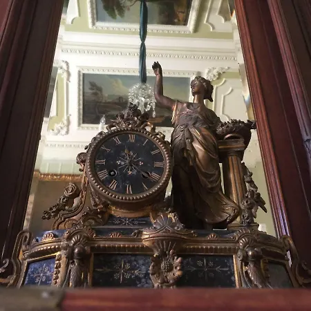 Palazzo Laguardia-3